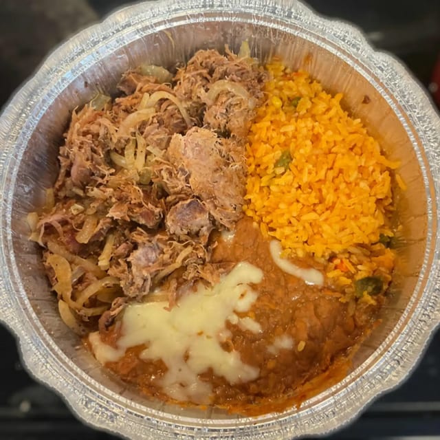 Lunch Carnitas.